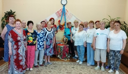 «Чай пить - не дрова рубить»