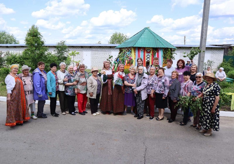 Праздник к Дню Святой Троицы