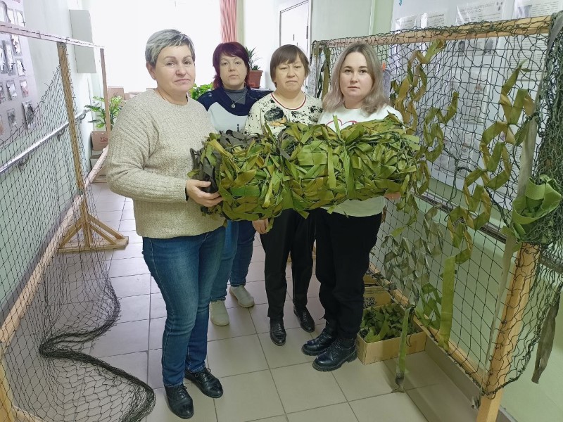 Плетение маскировочных сетей для СВО