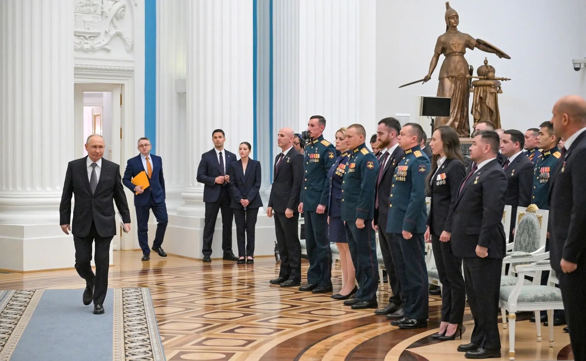 «Время героев»