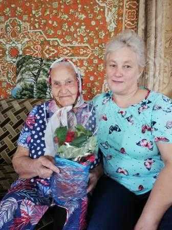 90-летний юбилей встретила ветеран труда, ветеран ВОВ (труженик тыла) - Береснева Клавдия Ивановна.
